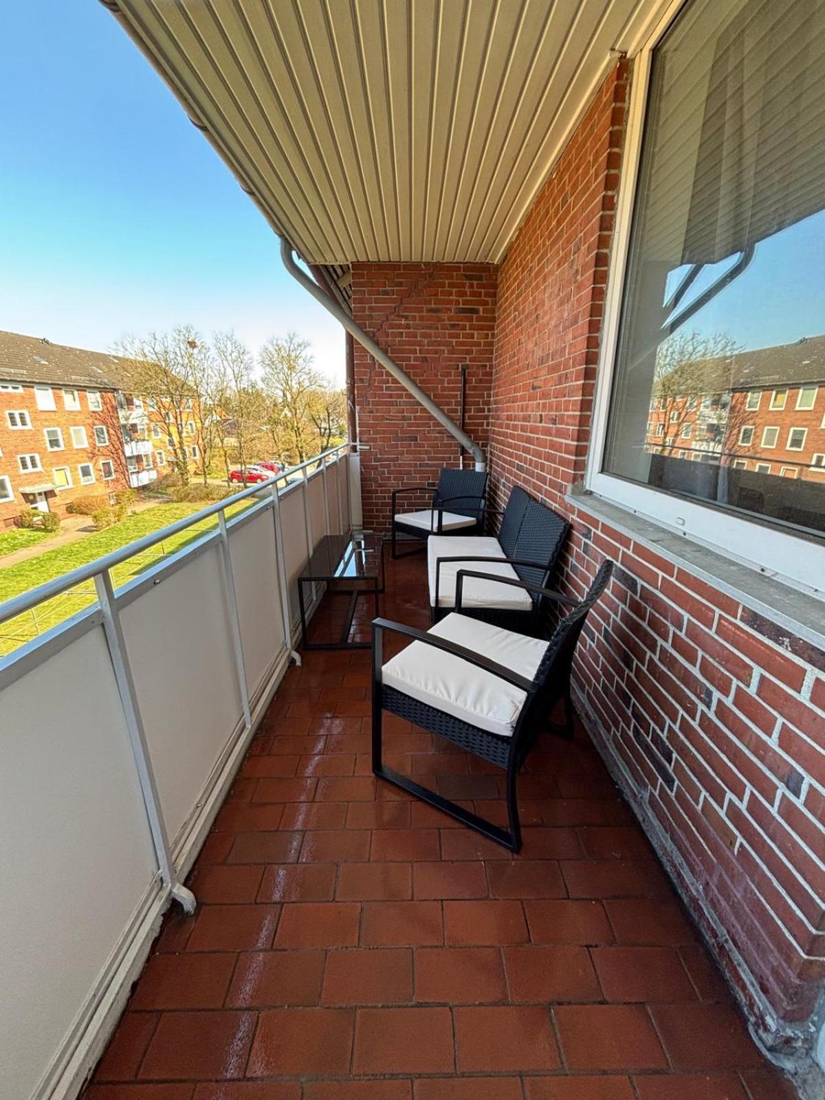 3-Zimmer Monteurwohnung Mit Balkon نومنستر المظهر الخارجي الصورة